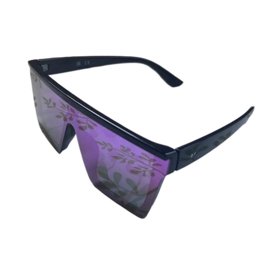 N/A material：fashion sunglasses